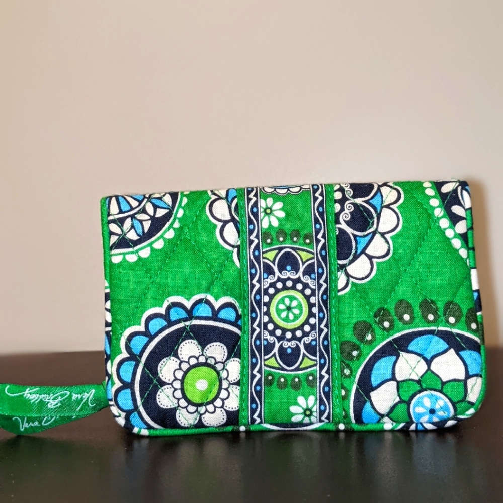 Vera Bradley Coin Clutch - Picture 1 of 3